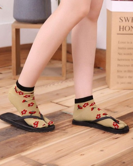 4 Pairs of Women's Toe-Separating Socks Women's Socks, Athletic Socks, Short Socks